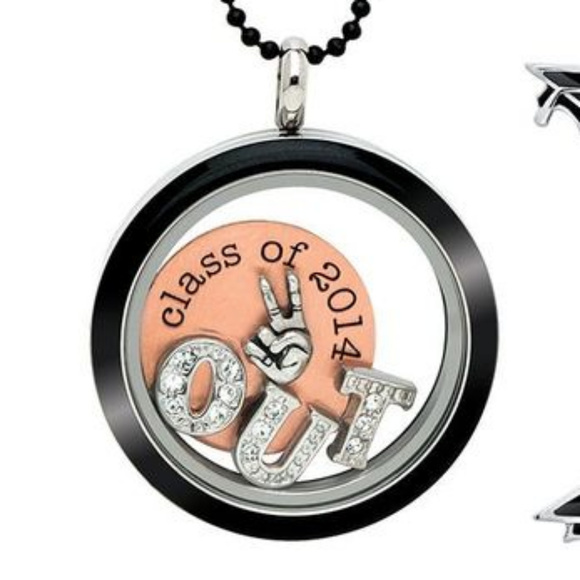 ❤️5 for $15 ❤️Peace Sign Hand Charm Origami Owl❤️ - Picture 2 of 2